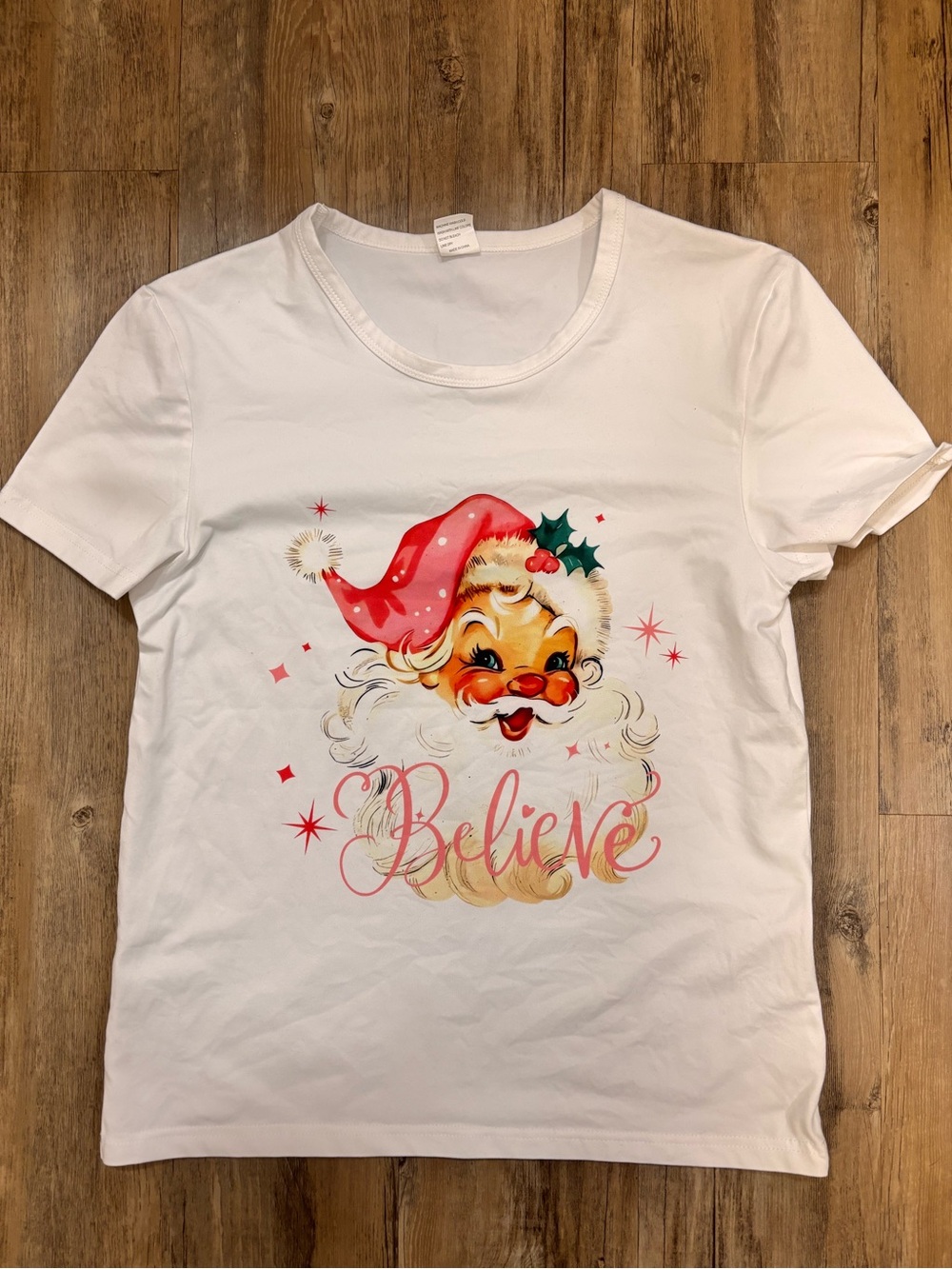 Women’s ‘Believe' Santa Graphic Tee - White No Brand Super Soft Size Small